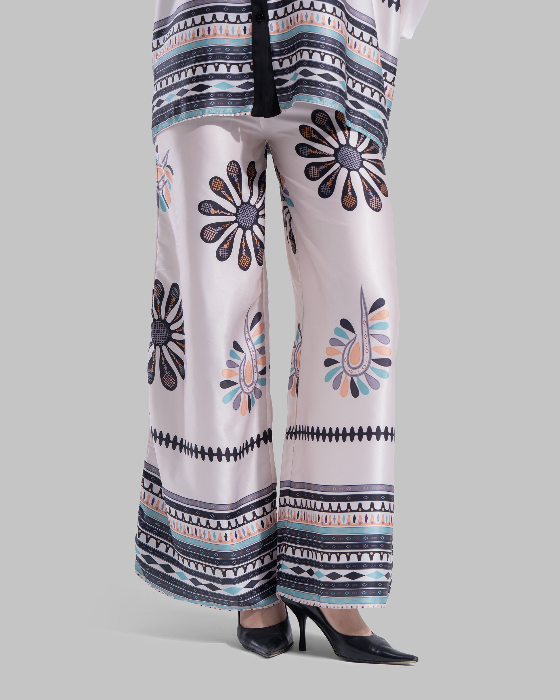 Oversized satin blouse with long sleeves