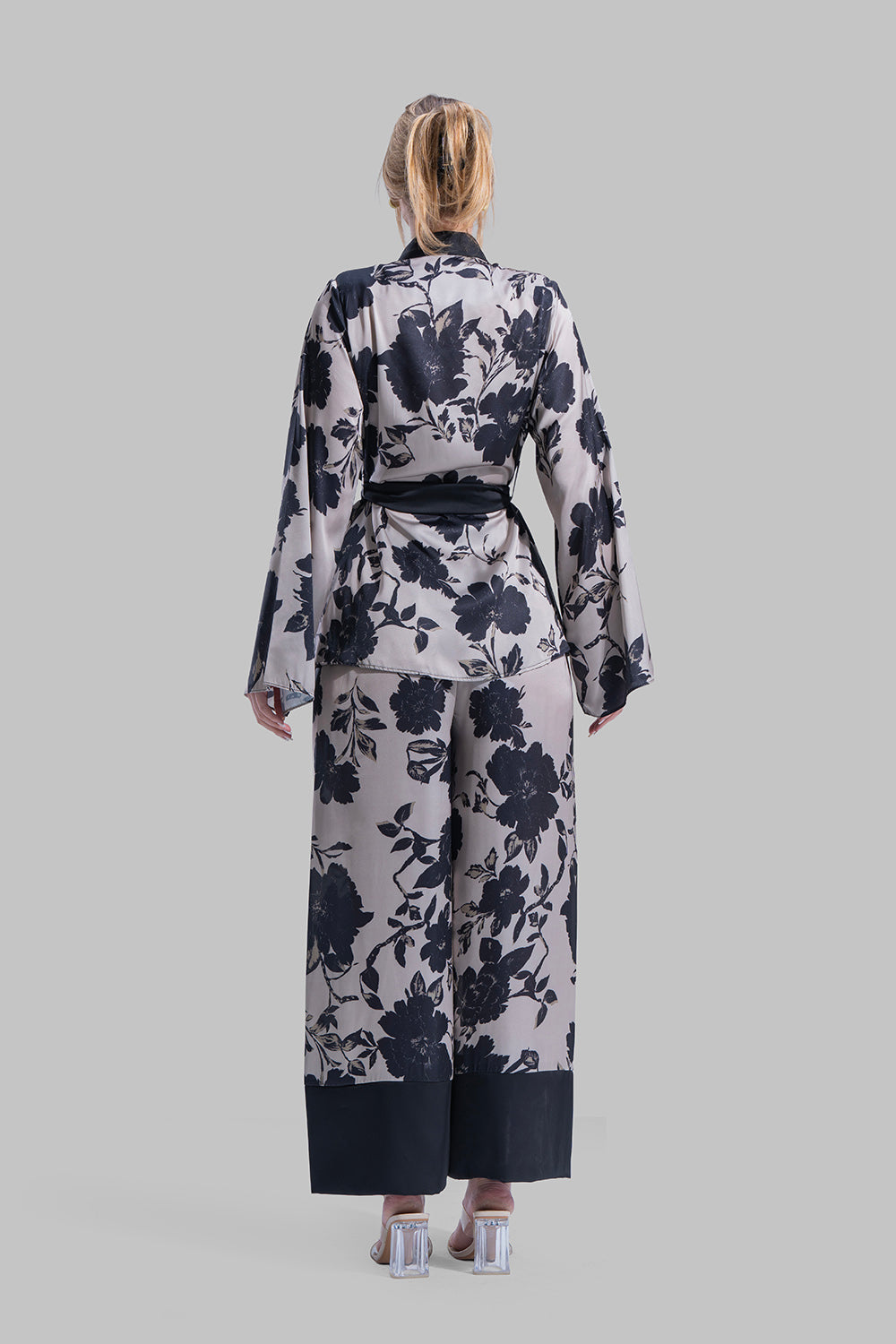 Floral Print Satin-Finish Blazer A flowing