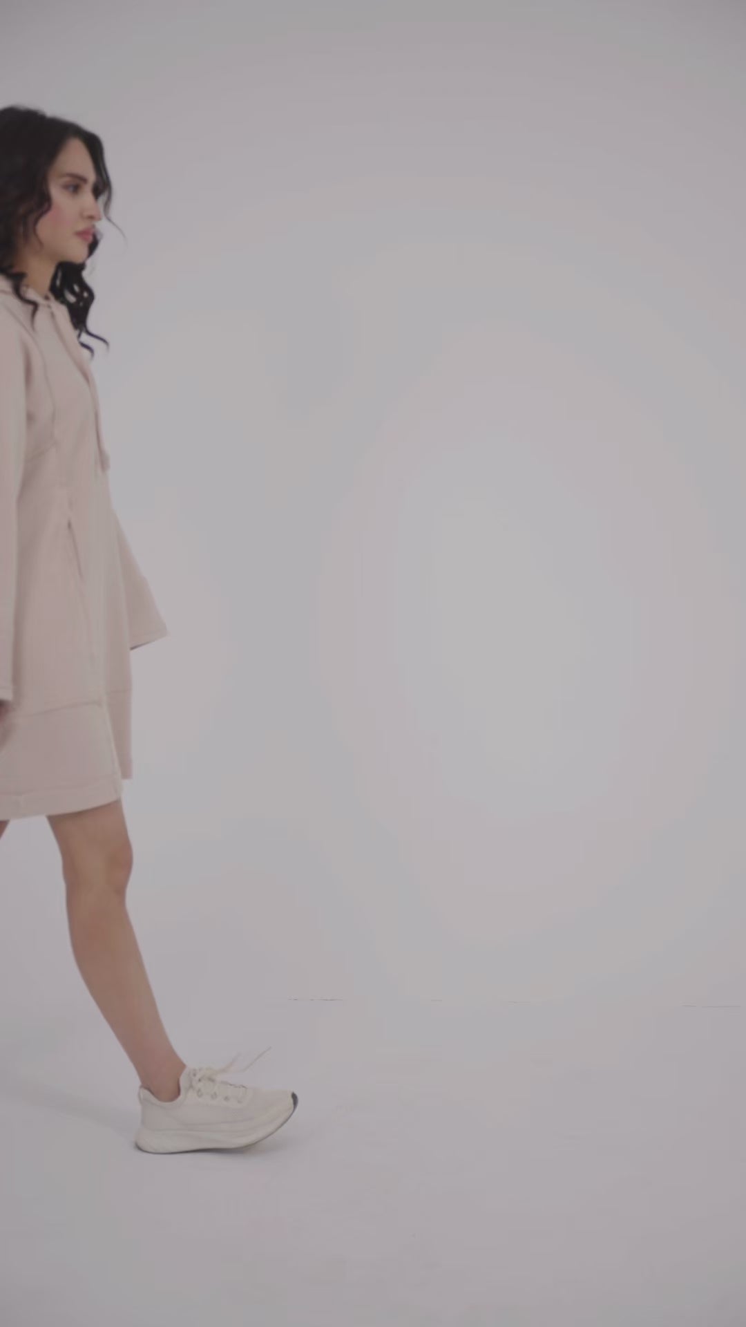 فستان سويت شيرت بغطاء رأس كبير الحجم