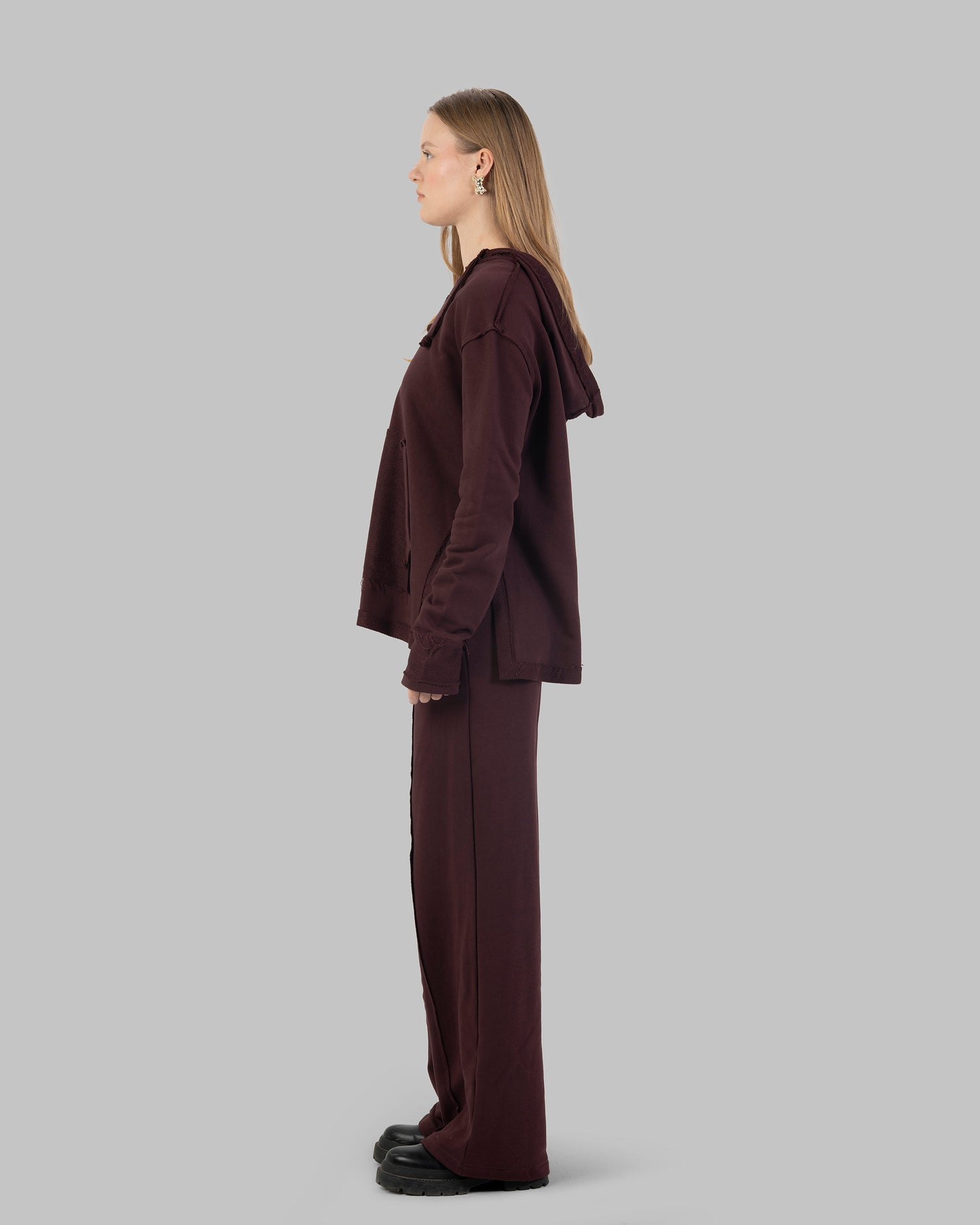 هودي كبير الحجم بدون تشطيب