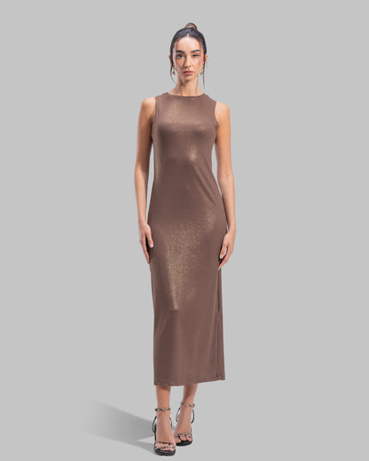Sleeveless ribbed maxi dress with a round neckline and a tight-fit silhouette.