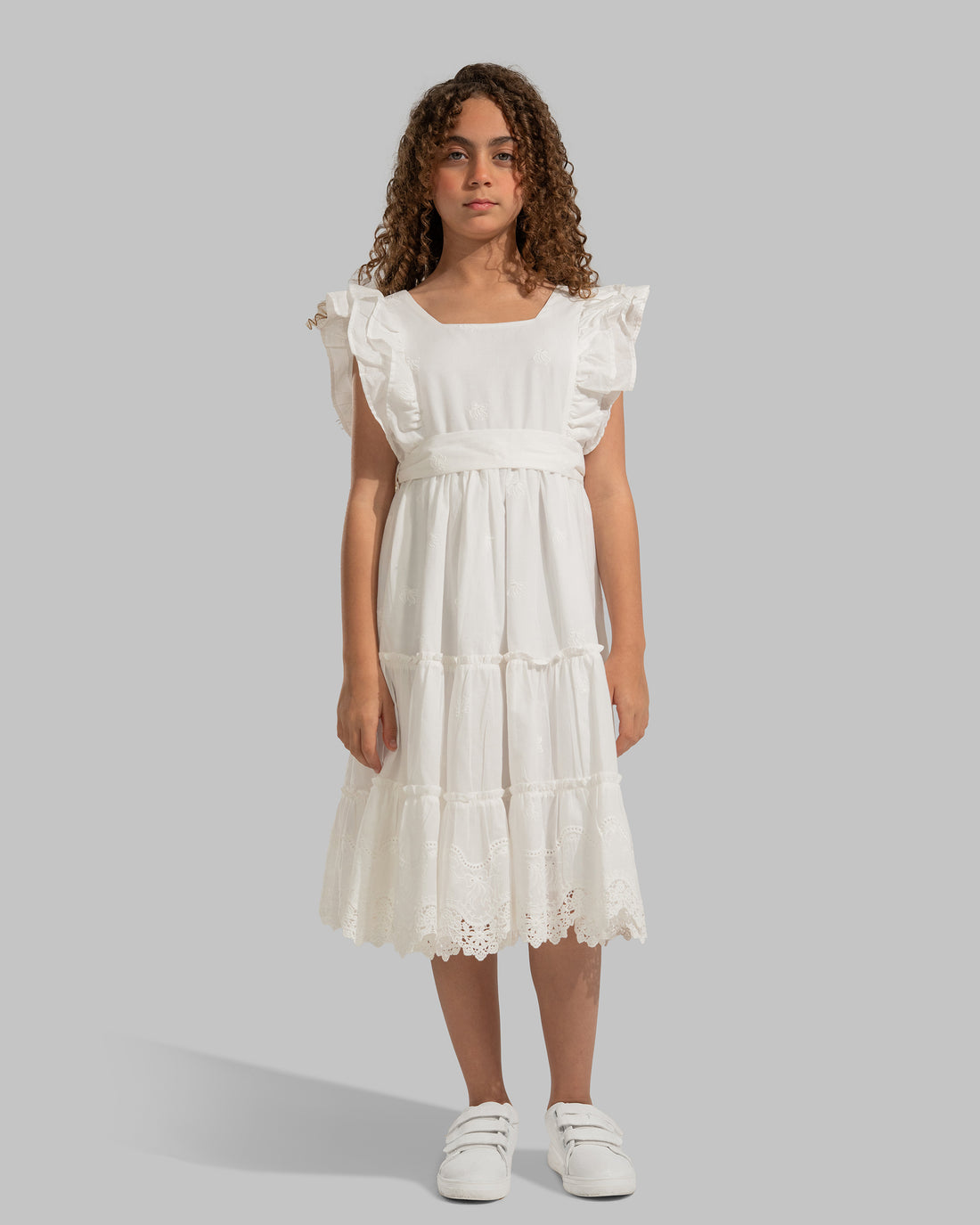 CROSS BACK RUFFLE DRESS AND SHORT SLEEVES WITH CUT-OUT